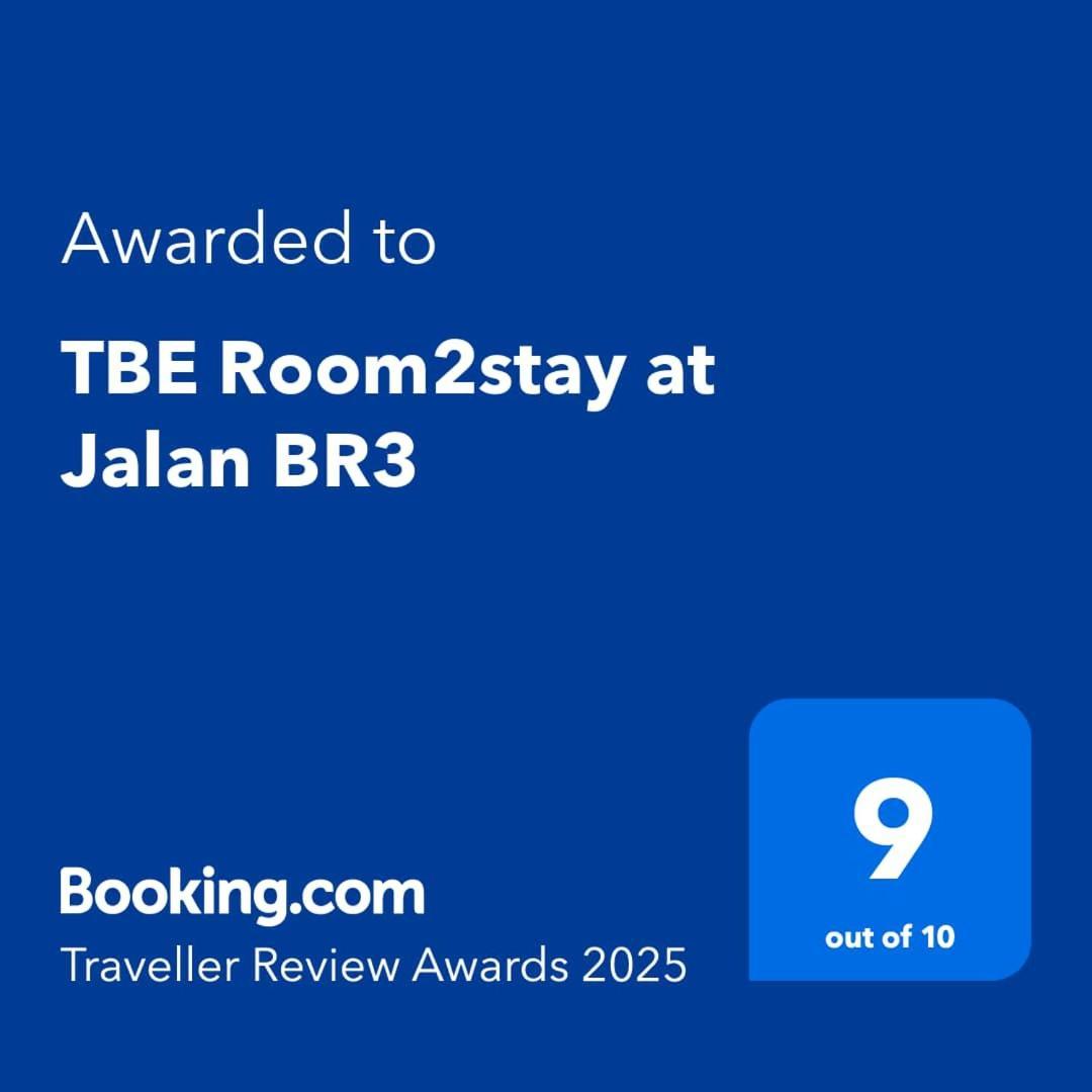 Homestay Tbe Room2stay At Jalan Br3 *